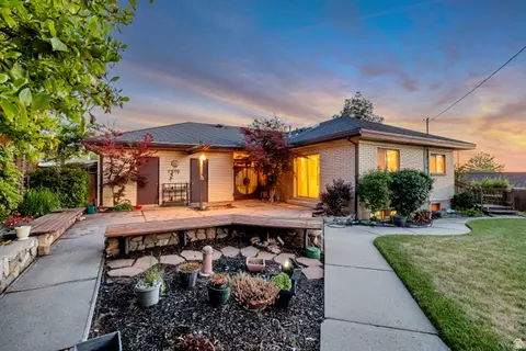 Exterior - 739 E 550 N, Bountiful, UT 84010 photo 18 of 21