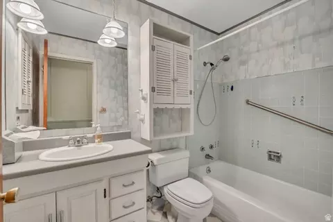 Bath - 739 E 550 N, Bountiful, UT 84010 photo 1 of 3