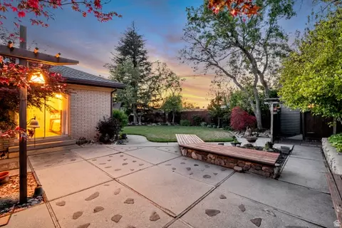 Exterior - 739 E 550 N, Bountiful, UT 84010 photo 17 of 21