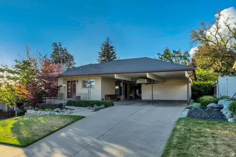 Exterior - 739 E 550 N, Bountiful, UT 84010 photo 14 of 21