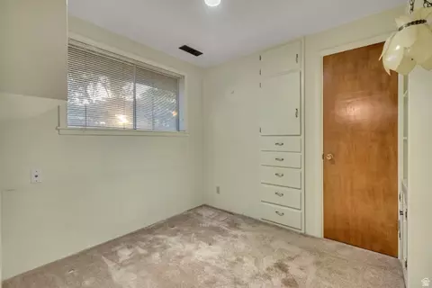 Bedroom - 739 E 550 N, Bountiful, UT 84010 photo 4 of 6