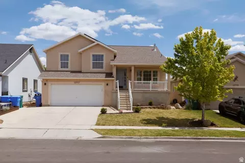 12717 S Diamondback Dr #43, Riverton, UT 84096