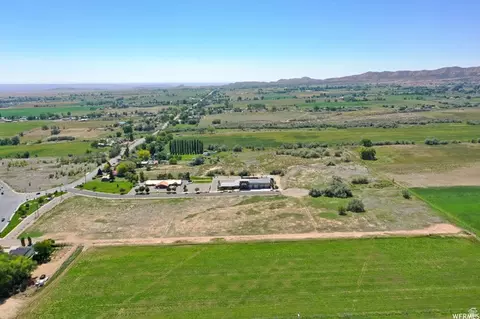 3000 S 1500 E, Vernal, UT 84078 photo 2