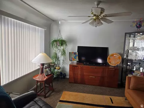 Living - 250 W 200 N, Beaver, UT 84713 photo 8 of 10