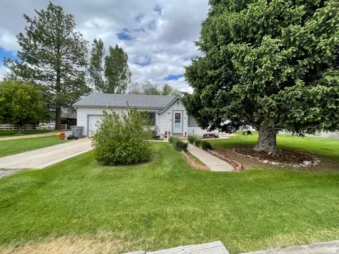 Exterior - 250 W 200 N, Beaver, UT 84713 photo 7 of 11