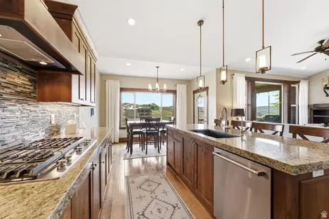 Kitchen - 1748 E Longview Dr, Hideout, UT 84036 photo 4 of 5