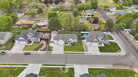 View/Area - 638 E 2000 N, North Logan, UT 84341 photo 9 of 10
