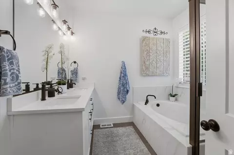 Bath - 638 E 2000 N, North Logan, UT 84341 photo 1 of 4