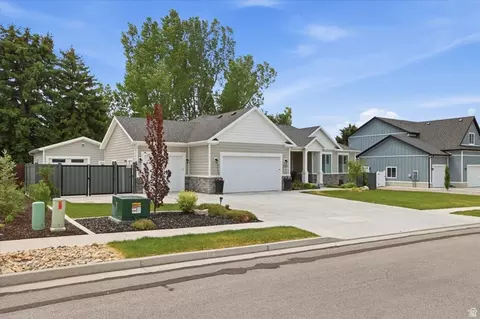 Exterior - 638 E 2000 N, North Logan, UT 84341 photo 12 of 14