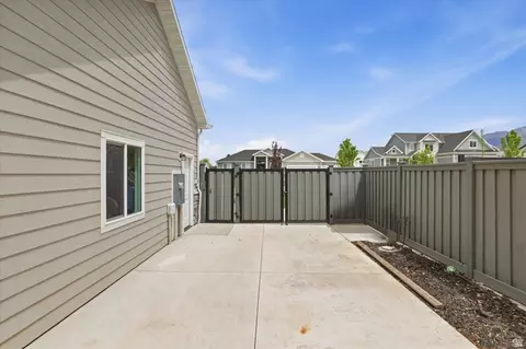 Exterior - 638 E 2000 N, North Logan, UT 84341 photo 10 of 14