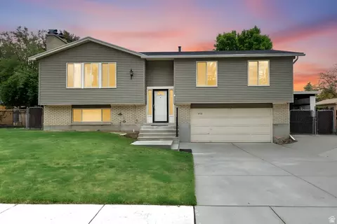 1722 E Kimsbrough Rd S, Sandy, UT 84092