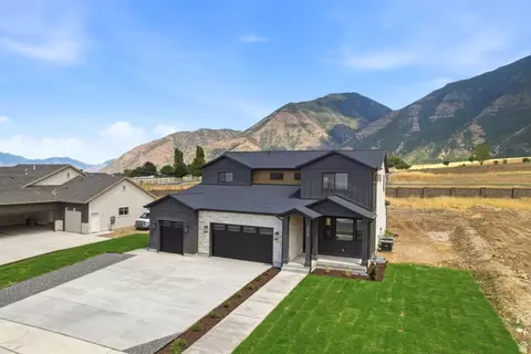 Exterior - 1515 S 920 E, Salem, UT 84653 photo 3 of 7