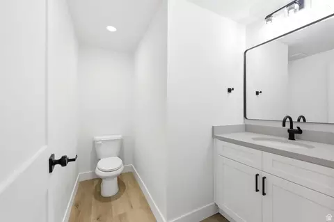 Bath - 1515 S 920 E, Salem, UT 84653 photo 5 of 7