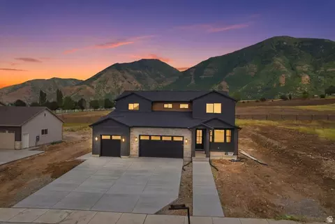 Exterior - 1515 S 920 E, Salem, UT 84653 photo 1 of 5
