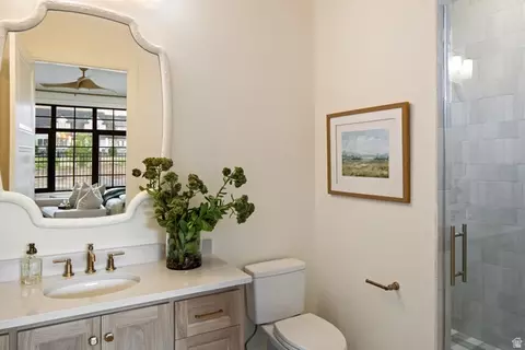 Bath - 423 S 150 E, Mapleton, UT 84664 photo 3 of 5