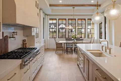 Kitchen - 423 S 150 E, Mapleton, UT 84664 photo 2 of 4