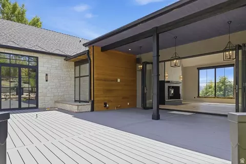 Exterior - 551 E Center N, Hyde Park, UT 84318 photo 7 of 19