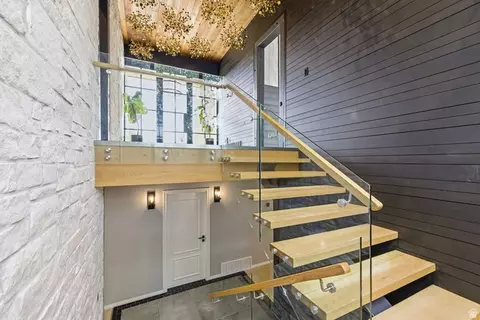 Entry Way - 551 E Center N, Hyde Park, UT 84318 photo 5 of 6