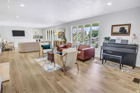 Living - 1350 E Canyon Park Rd S, Bountiful, UT 84010 photo 3 of 5
