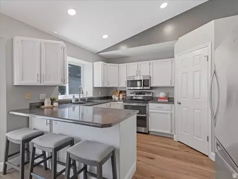 Kitchen - 558 E Cherry Plum Ct, Sandy, UT 84070 photo 1 of 3