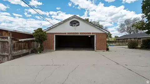 Exterior - 57 E 200 N, Ephraim, UT 84627 photo 4 of 12