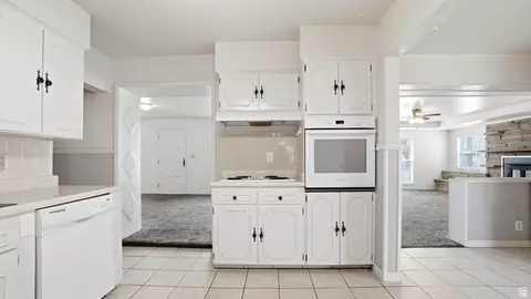 Kitchen - 57 E 200 N, Ephraim, UT 84627 photo 2 of 3