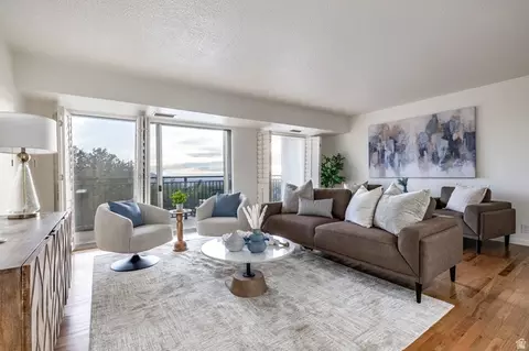 875 S Donner Way #305, Salt Lake City, UT 84108