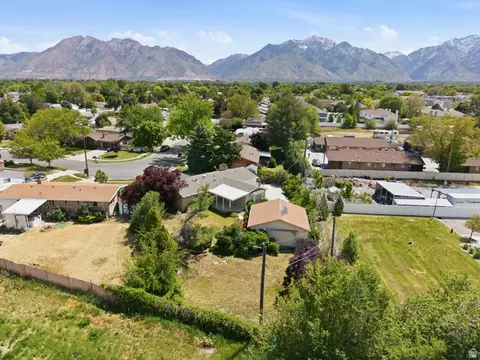 View/Area - 148 E Tennyson Ave S, Sandy, UT 84070 photo 3 of 7