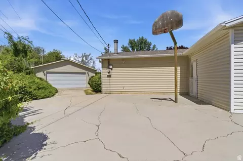 Exterior - 148 E Tennyson Ave S, Sandy, UT 84070 photo 8 of 10