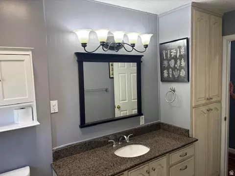 Bath - 2313 S 150 E, Bountiful, UT 84010 photo 1 of 5
