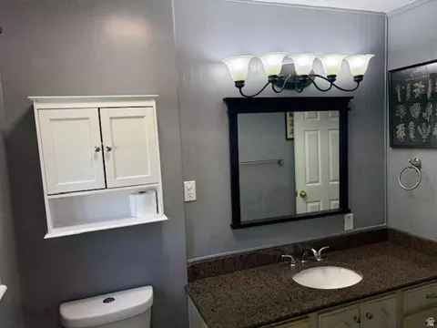 Bath - 2313 S 150 E, Bountiful, UT 84010 photo 2 of 5