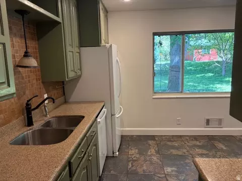 Kitchen - 2313 S 150 E, Bountiful, UT 84010 photo 4 of 4