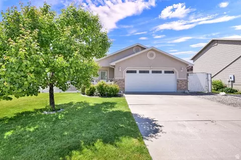 429 W 2125 N, Harrisville, UT 84414