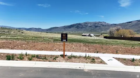 532 N Field Dr #108, Kamas, UT 84036