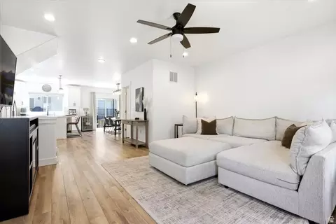 10 W Beebe Ln S, Murray, UT 84107