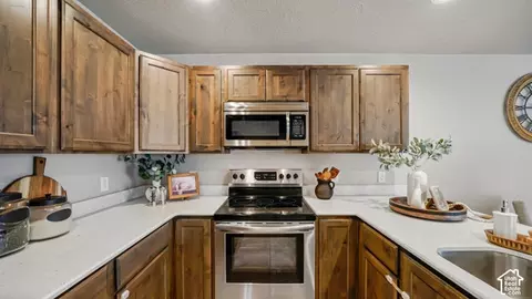 Kitchen - 1787 N 1240 E, Payson, UT 84651 photo 2 of 2