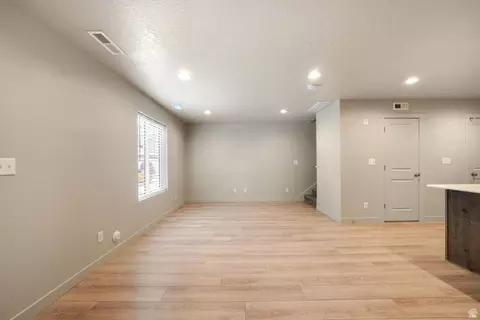 Living - 1787 N 1240 E, Payson, UT 84651 photo 2 of 3