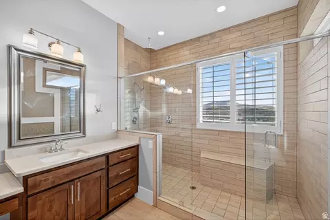 Bath - 2628 E Prairie Dr, Eagle Mountain, UT 84005 photo 2 of 5