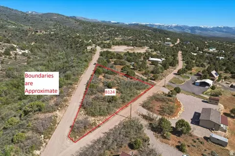 22660 Fish Pond Dr #B124, Mount Pleasant, UT 84647