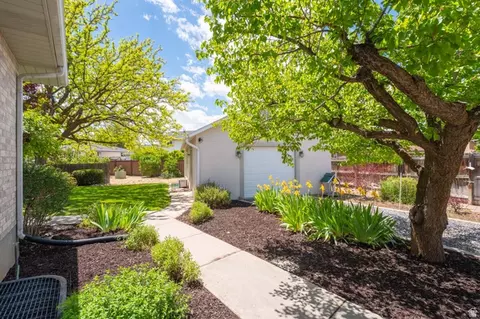 Exterior - 1148 E 250 N, Orem, UT 84097 photo 4 of 4