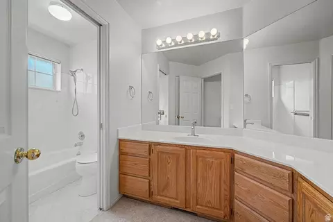 Bath - 1148 E 250 N, Orem, UT 84097 photo 4 of 5