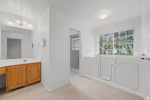 Bath - 1148 E 250 N, Orem, UT 84097 photo 3 of 5