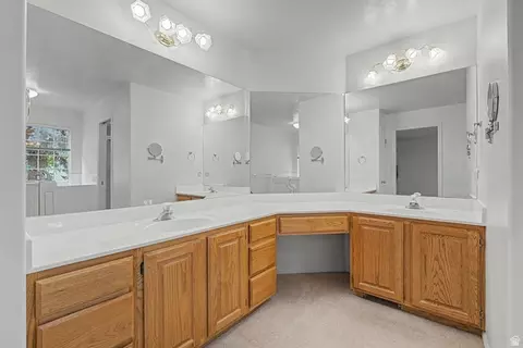 Bath - 1148 E 250 N, Orem, UT 84097 photo 2 of 6