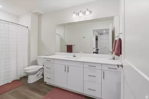 Bath - 155 E 900 S #102, Ogden, UT 84404 photo 1 of 2