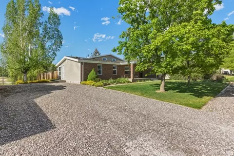Exterior - 435 E 100 S, Fairview, UT 84629 photo 1 of 16