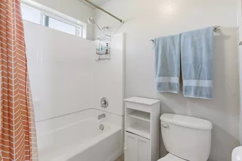 Bath - 435 E 100 S, Fairview, UT 84629 photo 5 of 5