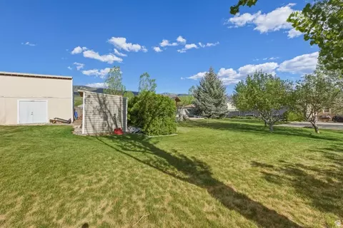 Exterior - 435 E 100 S, Fairview, UT 84629 photo 9 of 16