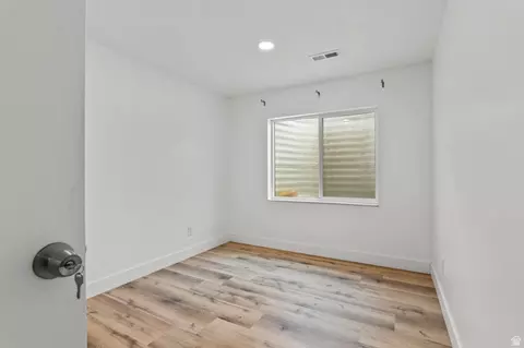 Bedroom - 513 E Mt Dutton Way, Eagle Mountain, UT 84005 photo 6 of 7