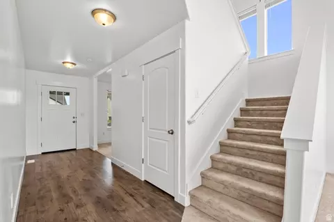 Entry Way - 513 E Mt Dutton Way, Eagle Mountain, UT 84005 photo 2 of 8