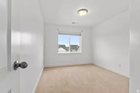 Bedroom - 513 E Mt Dutton Way, Eagle Mountain, UT 84005 photo 3 of 7